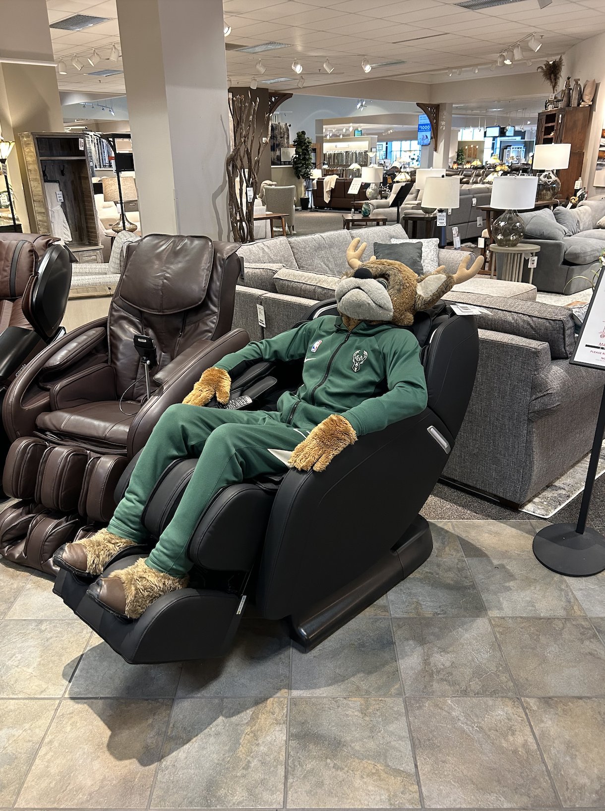 SteinhafelsFurniture on X