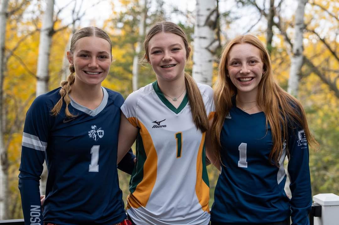 Our favorite number 1s 💚💛💙🩶
<a href="/Annie10Burns/">Annie Burns</a> <a href="/PapaSaintes/">Tom Papa Heithoff</a>