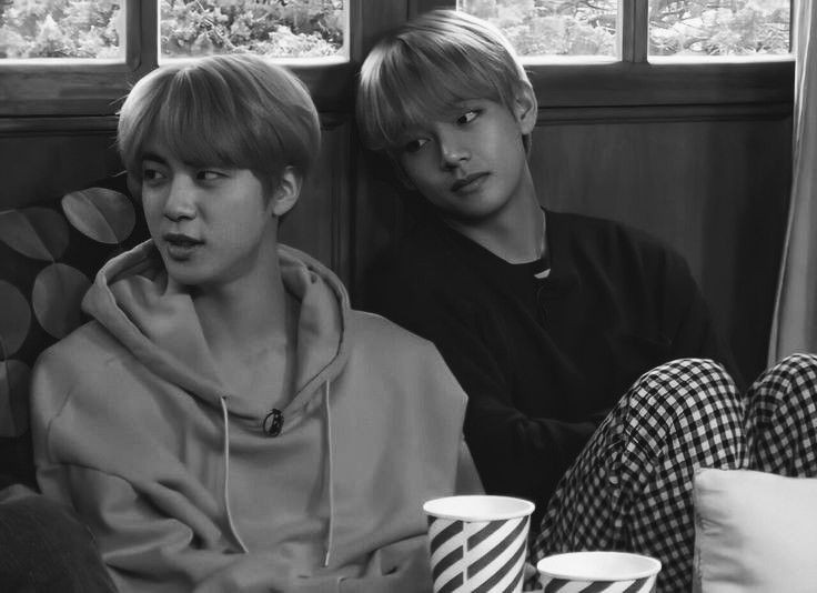 امشب یجوری دلتنگ اعضام که هیچ جوره نمیشه توصیفش کرد