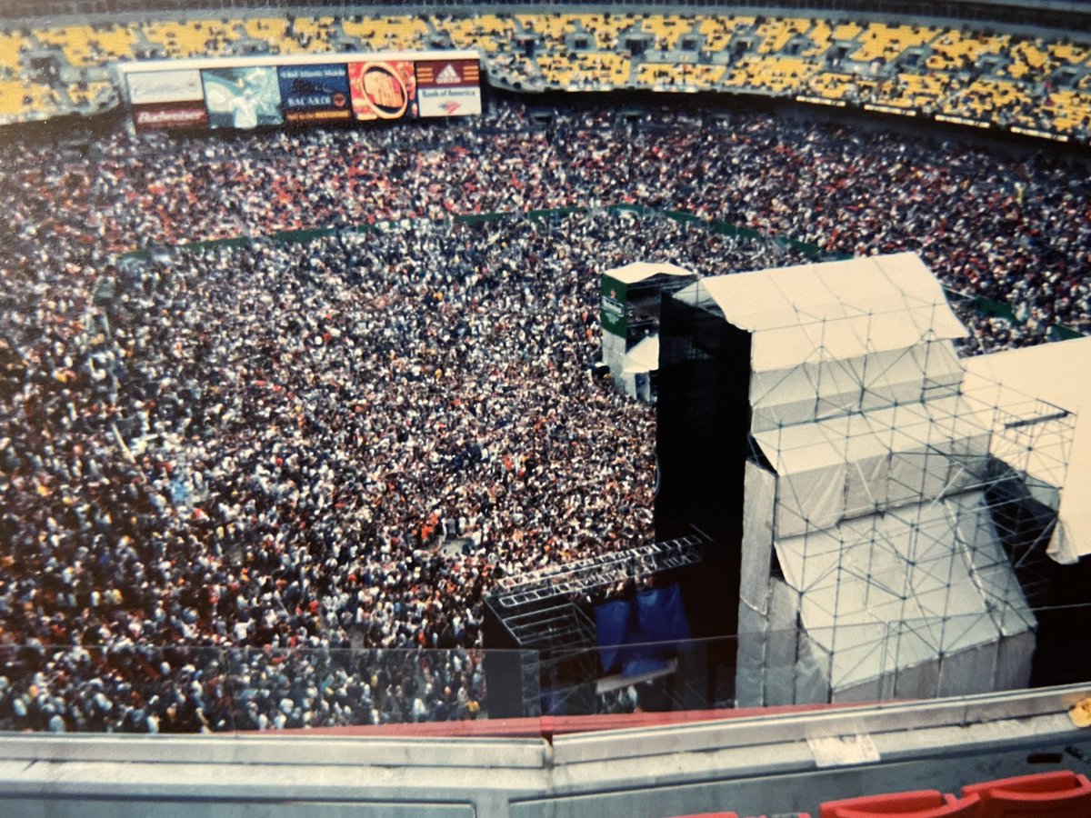 Was telling a friend the other day about this awesome show. @jimmypop do you remember this one? This is the pit while you were on, try to guess!