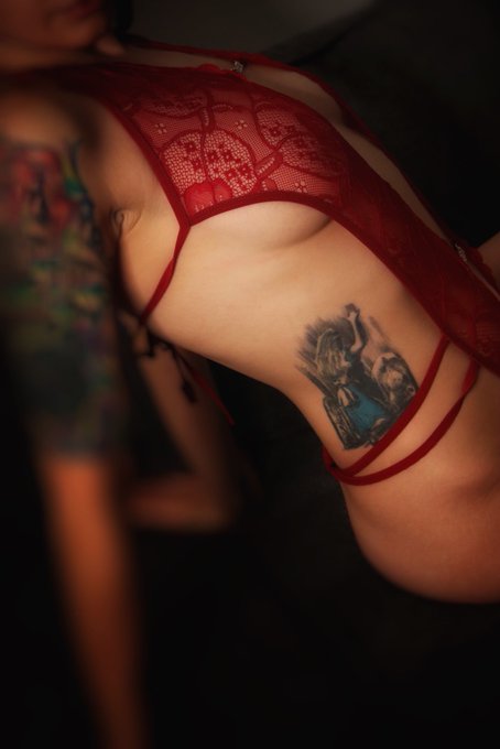 Just got back from vacation and I&rsquo;m not really sure what day it is&hellip;but I&rsquo;m back, refreshed, and horny<a href="/tag/thirstythursday"class="tags"><span>#thirstythursday</span></a>