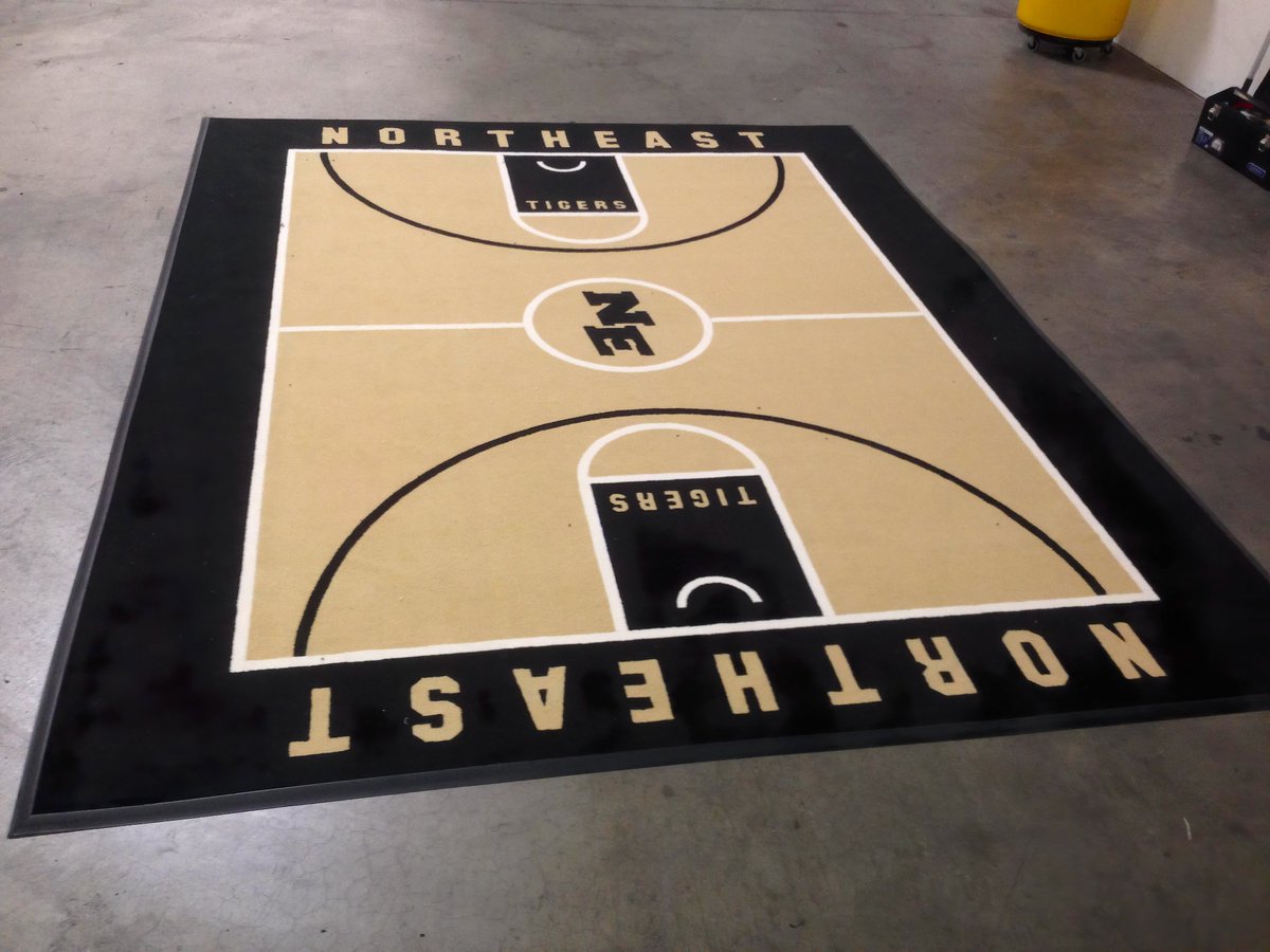 Fill your locker room with custom branded carpet, logo rugs, team emblems &amp; mascots to hype your team up! #GameOn 🏀 #customfloor #brandedcarpet #logocarpet #sportflooring #sportingevent #gymfloor #basketballcarpet #sportscenters #sportsclub #customlogorugs #logorugsusa