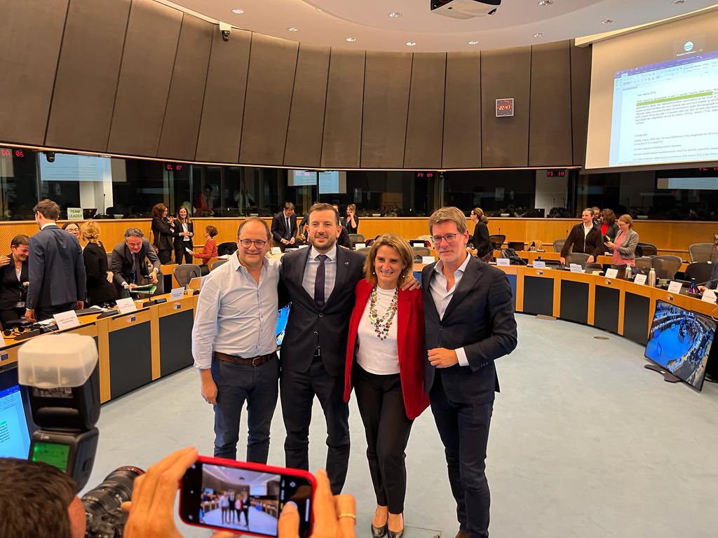 I welcome the provisional agreement on the Nature Restoration Law reached with co-legislators! Thanks @Europarl_EN & @eu2023es for the constructive discussions. I trust it can be formally endorsed by the co-legislators, turning this flagship #EUGreenDeal initiative into law.