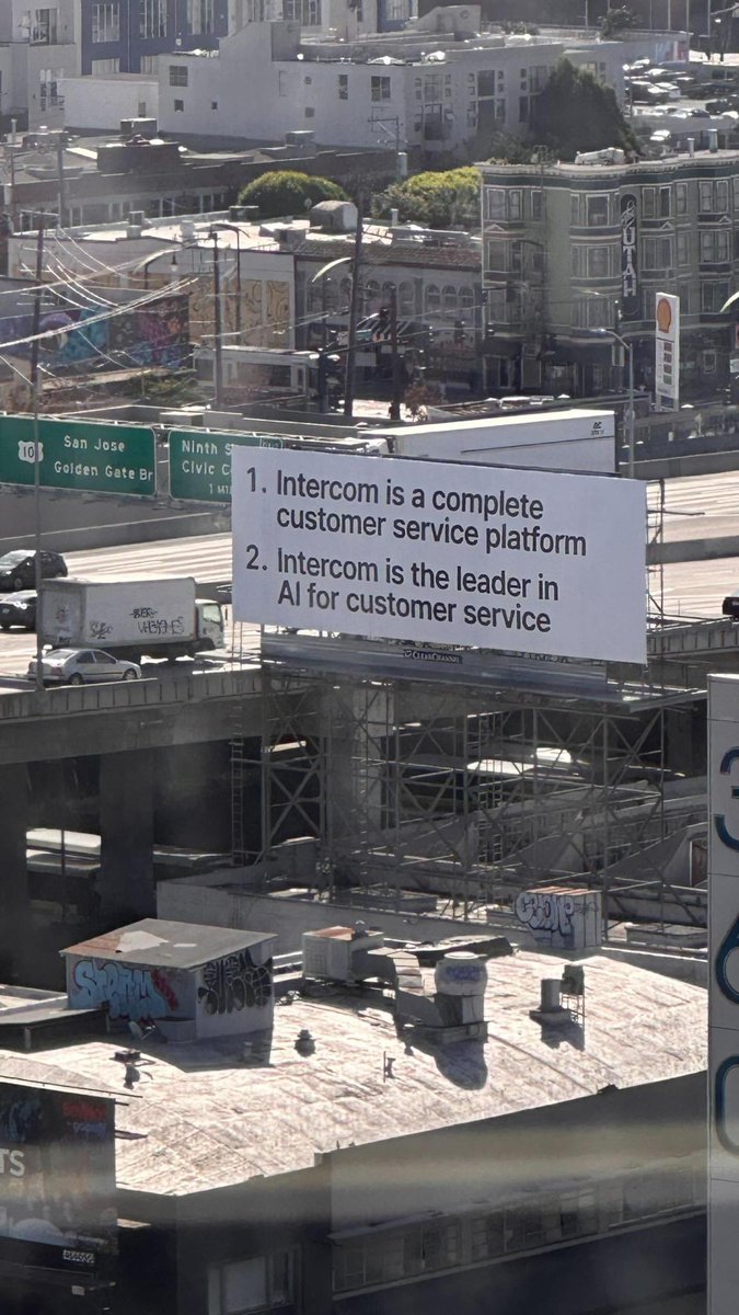 Des Traynor tweet media