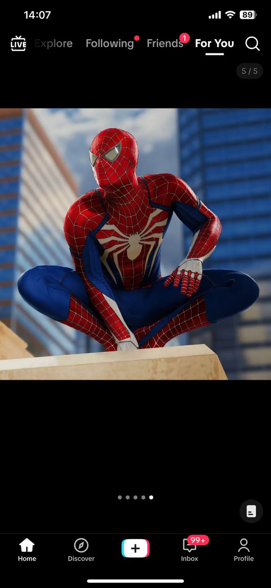 BayAreaReaper's tweet photo. @insomniacgames please make this happen!! #tobeymcguire #yurilowenthal #spidermansuit https://t.co/vv7p89TC2p
