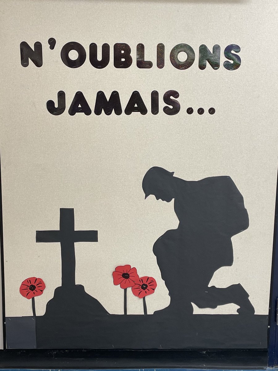 Merci to Mme Dryburgh, Mme Arscott, and the senior students for putting on a wonderful Remembrance Day ceremony today.