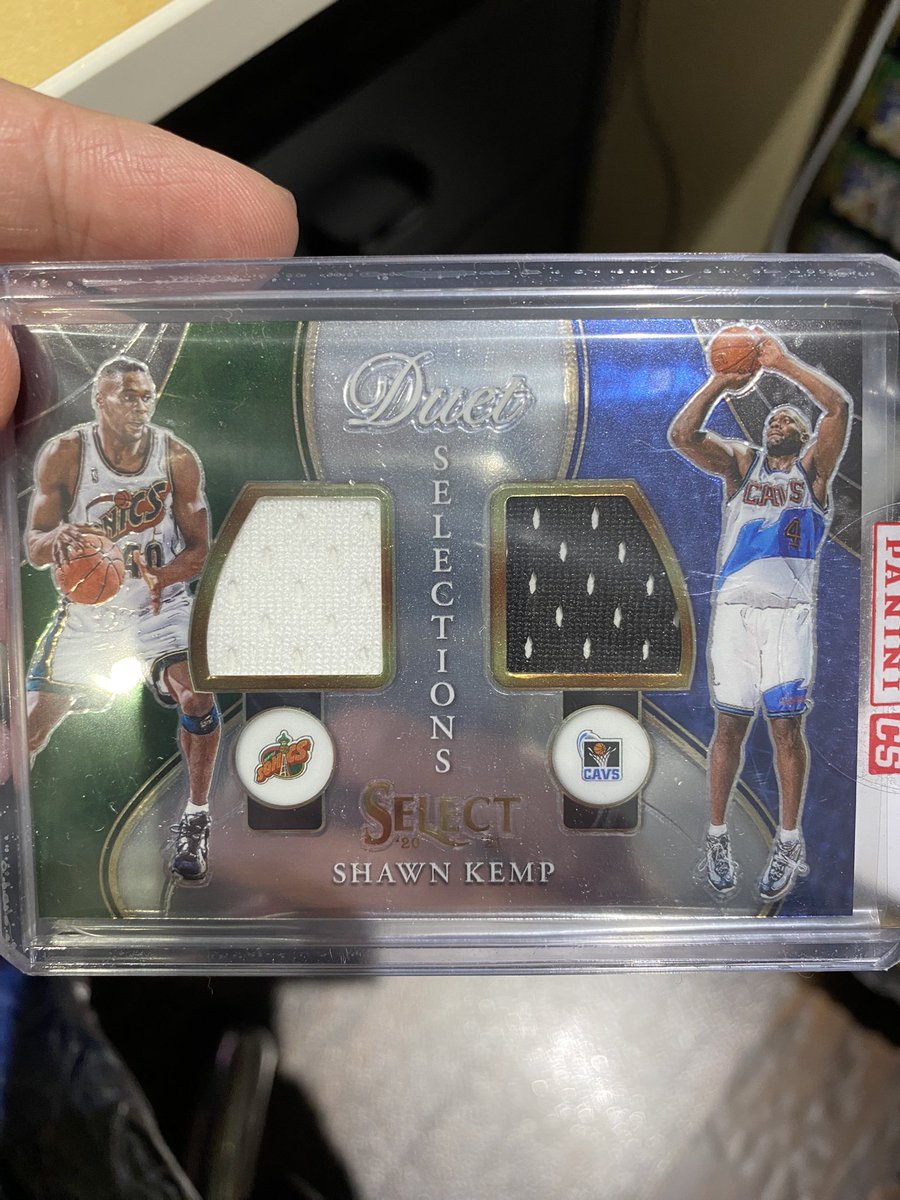 NpnOffers's tweet photo. Forgot to post these I got last week. First time getting patches. #npn #nopurchaseneccessary #panini #paniniselect #paniniabsolute #nba #basketball #reignman #sonics #raptors #okc https://t.co/HEiiu2bB0a