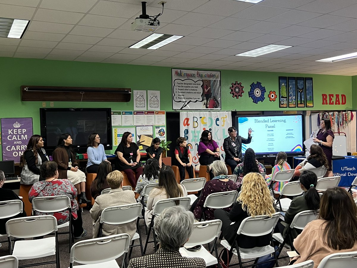 Excellence in action was on display this morning at Hays STEAM &amp; Pease for the ECISD Raising Blended Learners Showcase! 🍎♥️💻📝😎 

Super proud of these #eduleaders and their teams for always growing to be better for our kids. Job very well done today y’all! #ECISDProud #impact