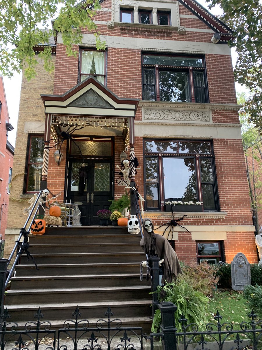 Elisabeth Lenckos tweet media