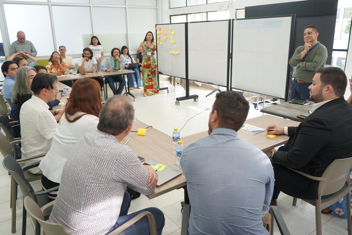 PalmiraUNAL's tweet image. 📷#EnImágenes #CooperaciónInternacional #OpenLab #Extensión #Investigación #PropiedadIntelectual #ExperienciasUNAL #SomosUNAL 

📰 bit.ly/468IgaE