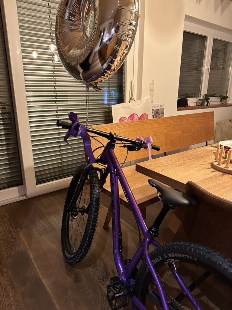 Wenn sie sich so freut wie der Papa wird das morgen ein tolles Frühstück 🥳