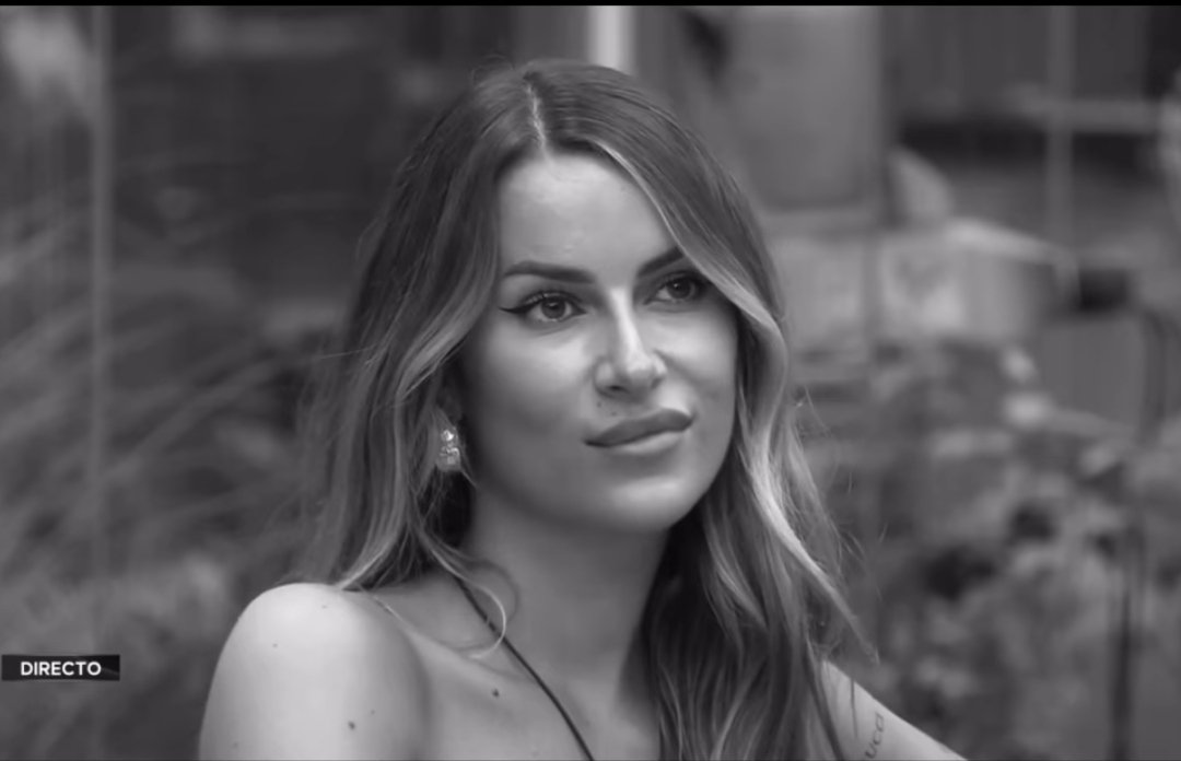 TEAMPILARLLORI's tweet photo. #GHVIPGala9 #GHVIP9N #REPESCAPILAR #repescapilar9N #GHVIP8 
TE QUEREMOS @Pilarllorii 
♥️♥️♥️♥️♥️♥️♥️♥️♥️♥️

RT
RT https://t.co/RL5Sg87tV0
