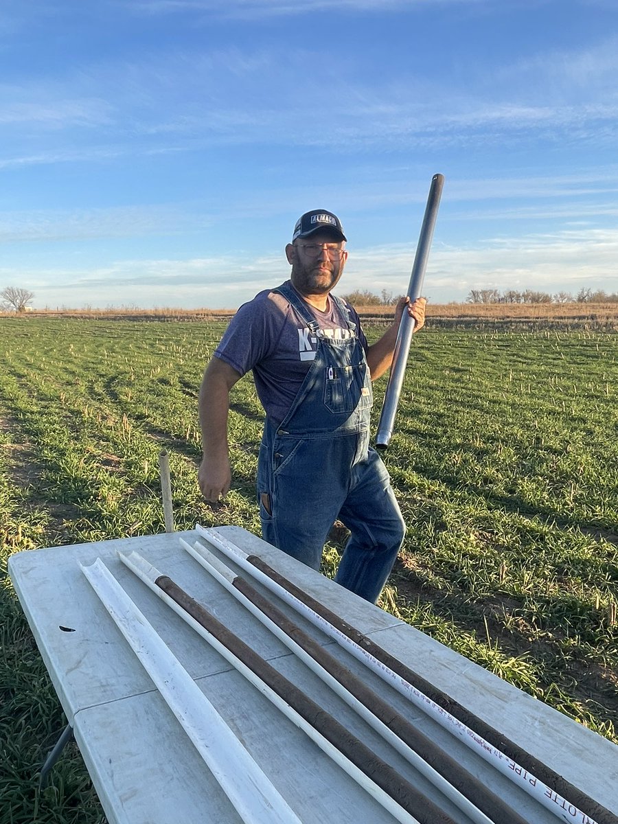 soilsdiva (@soilsdiva) on Twitter photo Out #soil sampling this no-till plus cover field with my buddy <a href="/KStateSoilH2O/">Peter Tomlinson</a> on this fine November afternoon for a soil #carbon project <a href="/KStateAgron/">K-State Agronomy</a> <a href="/kscorn/">Kansas Corn</a> Out #soil sampling this no-till plus cover field with my buddy <a href="/KStateSoilH2O/">Peter Tomlinson</a> on this fine November afternoon for a soil #carbon project <a href="/KStateAgron/">K-State Agronomy</a> <a href="/kscorn/">Kansas Corn</a>
