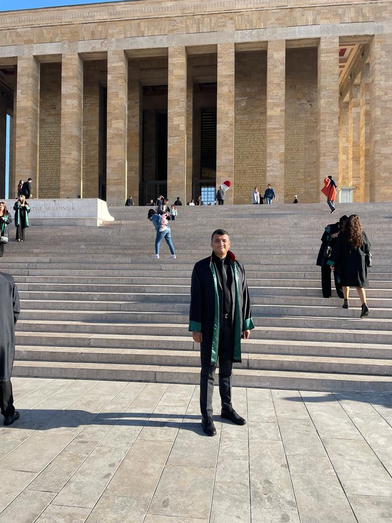 onurislim's tweet photo. Saygı, özlem ve minnetle... #10Kasim #Ataturk https://t.co/h0RDIL7ndQ