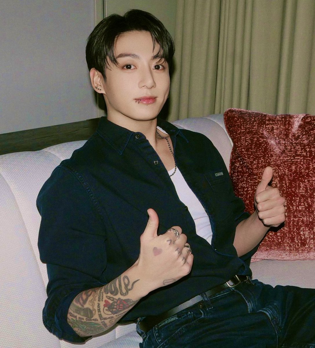 JUNGKOOK LIVE AT TSX Tシャツ BTS Jung Kook Golden Live TSX Times Square T-Shirt MEDIUM SIZE