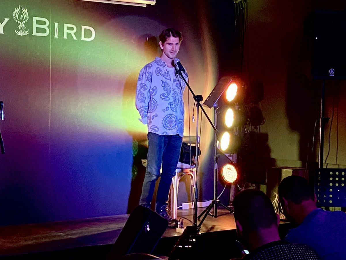 IanAnd58's tweet photo. Thanks to the performers, audience & volunteers for tonightโs #FieryBird wonderful Open Mic at the new venue ๐๐ 32 Goldsworth Road, Woking GU21 6JT - Every Thursday at 7:30pm - everyone welcome @FieryBirdVenue
#openmic #Woking #livemusic #WeLoveWoking https://t.co/jEGarjWhBu