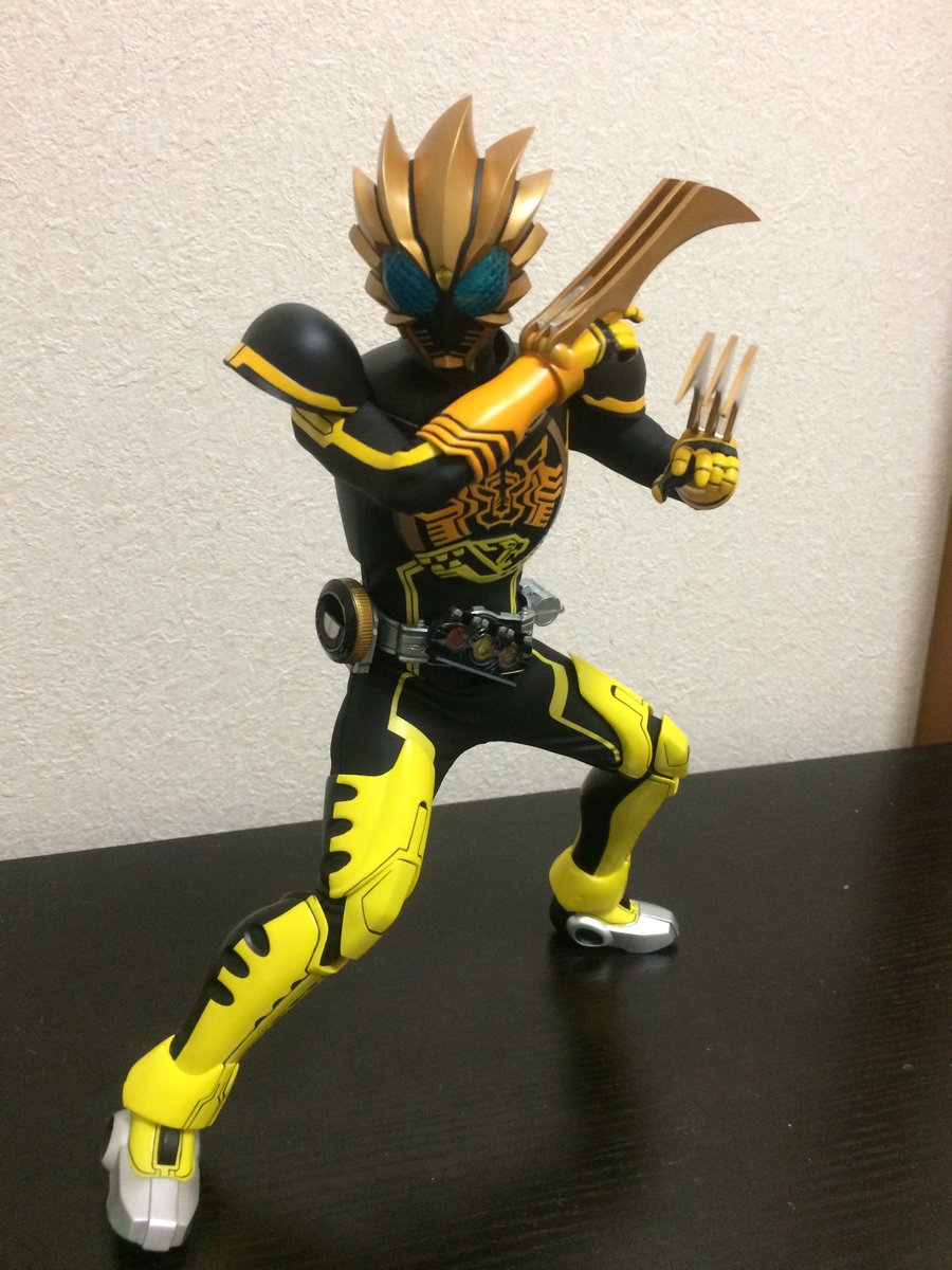 dartisan_m's tweet photo. おはようございます😃
今日のコレクション紹介🎉
#仮面ライダーオーズ (ラトラータコンボ)
ライオン・トラ・チーターのメダルに交換したフォーム
仮面ライダーオーズのテーマは『欲望』。
人の欲望とは…すごく深いストーリー。
#メディコムトイ #ProjectBM https://t.co/XVkviANdok
