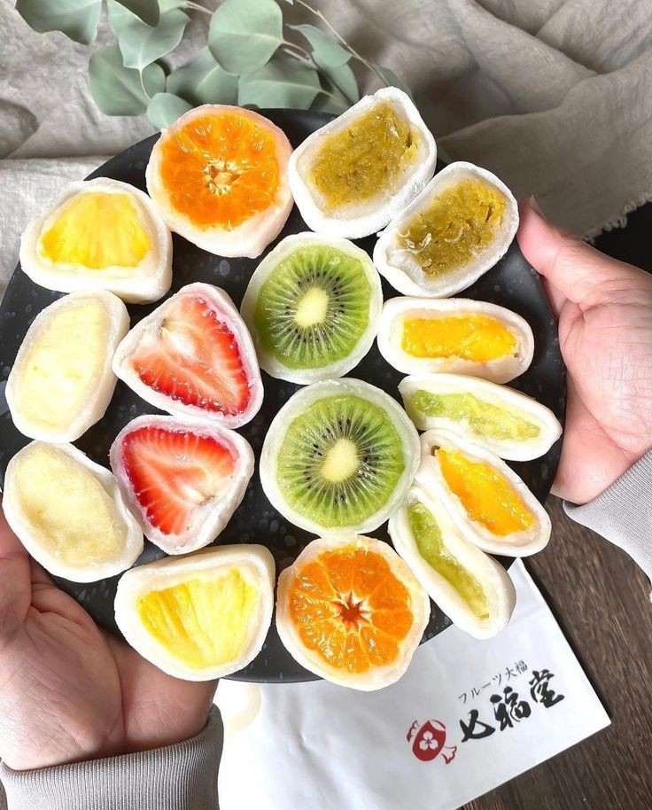 Mochi~! Mochi~! Ayo pada ambil semuanyaa!!