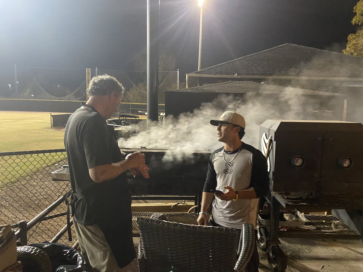 Big thank you to our great patio dudes Steadman and Stephens. Showing again why @BSCBaseball is a great place to be. They feed our players every weekend and tonight a special treat. 60 pounds of ribeyes. Let’s eat!!