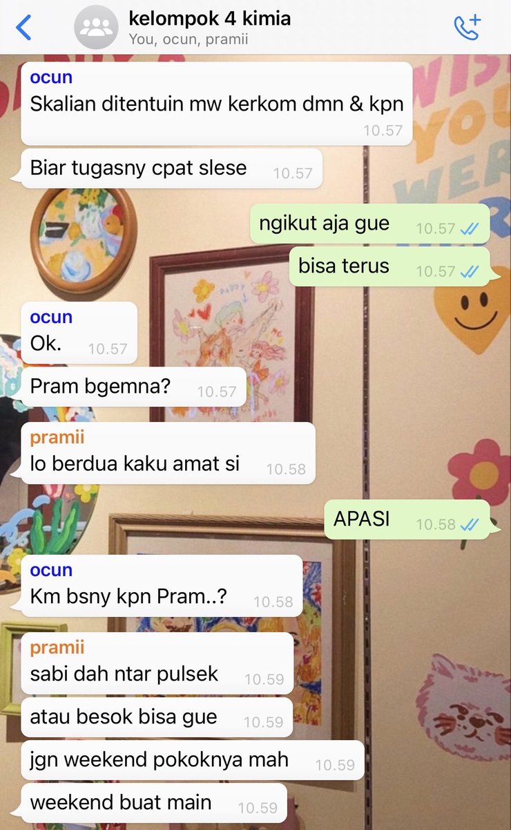 fictionofna's tweet image. [334] pram di au ini tercipta sebagai spesialis tukang ribut