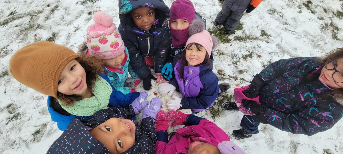 KindertownJS1's tweet photo. Enjoying the first day of snow #lukocsb https://t.co/Gsb8Ey5wnb