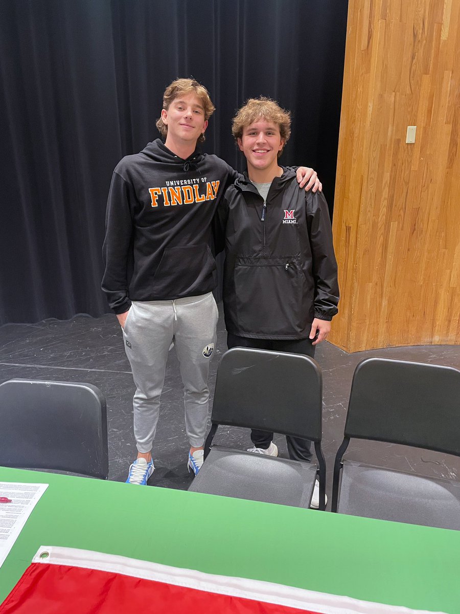 Excited to officially be signed to <a href="/MiamiOH_Golf/">Miami Golf</a> - I can’t wait for the next 4 years! Congrats to <a href="/KeeganCubbison5/">Keegan Cubbison</a> for signing to the University of Findlay to play baseball!