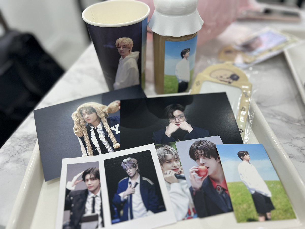 grejnts's tweet photo. Thank you so much for the best place ❤️

@THEGIVER_JAKE 

#all_full_brightness_colors_on_JAKE
#제이크 #JAKE #심재윤
#엔하이픈 #ENHYPEN https://t.co/fAzsU9p7dP