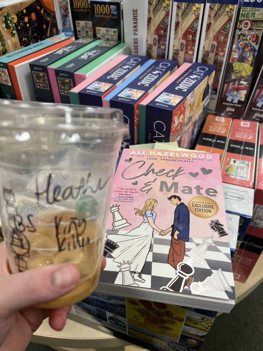 heathinrealtime's tweet image. book-specific signature lattes for the signing? i love 💕 ali is so sweet + we loved getting to thank her for her books! so excited to dive into this one. yes, even if it’s about chess.. : ) #checkandmate #alihazelwood