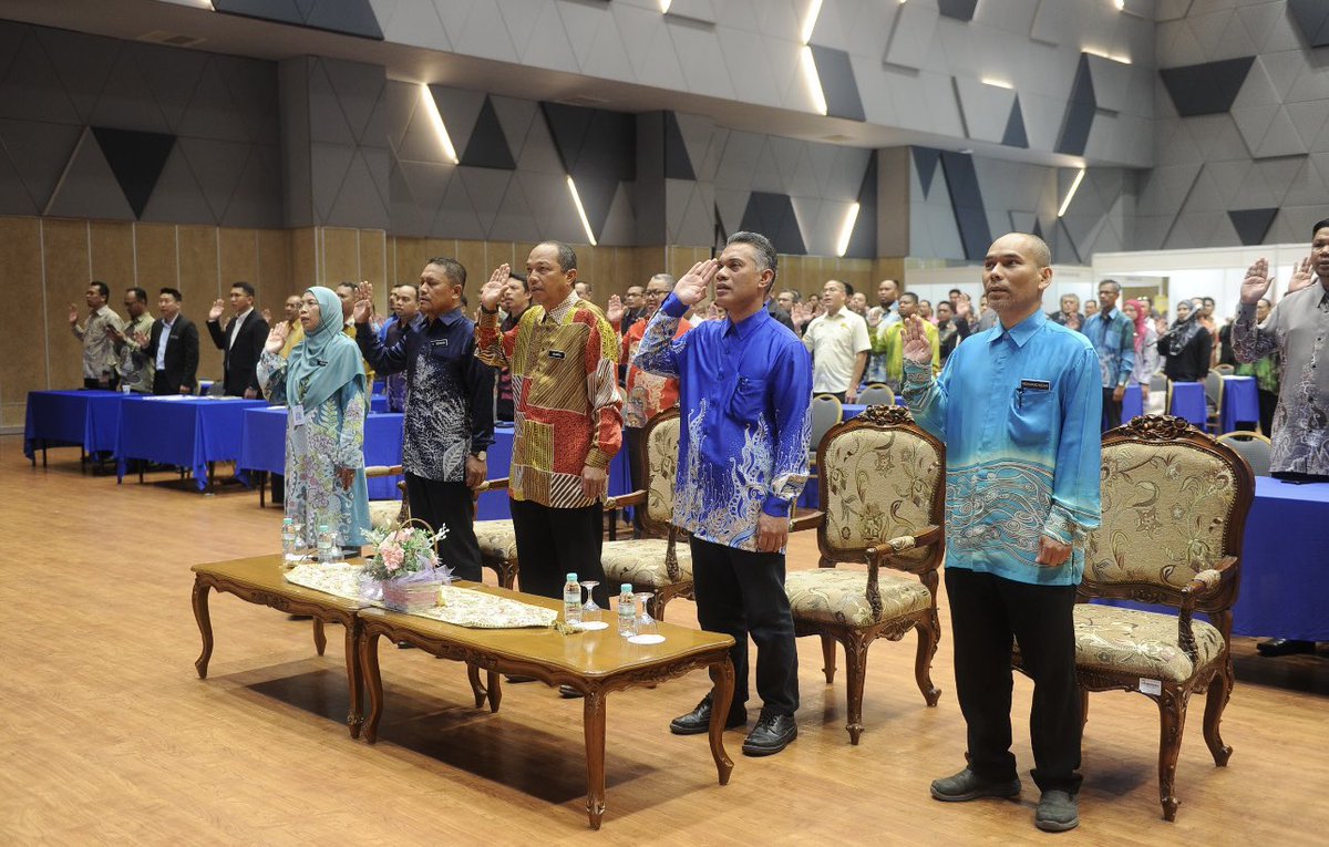 Cawangan Jalan JKR Malaysia tweet media