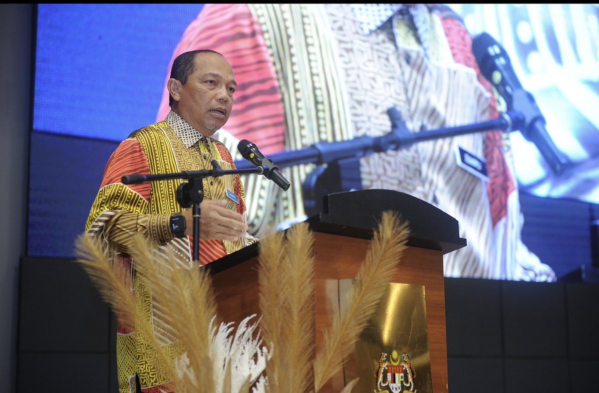 Cawangan Jalan JKR Malaysia tweet media