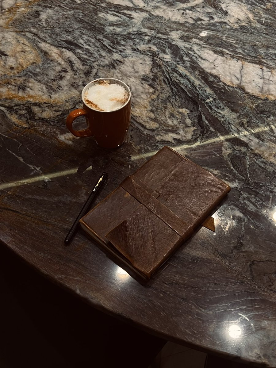 robertogarcias9's tweet photo. therapy lately ❤️‍🩹 https://t.co/TYmK4cVeKh