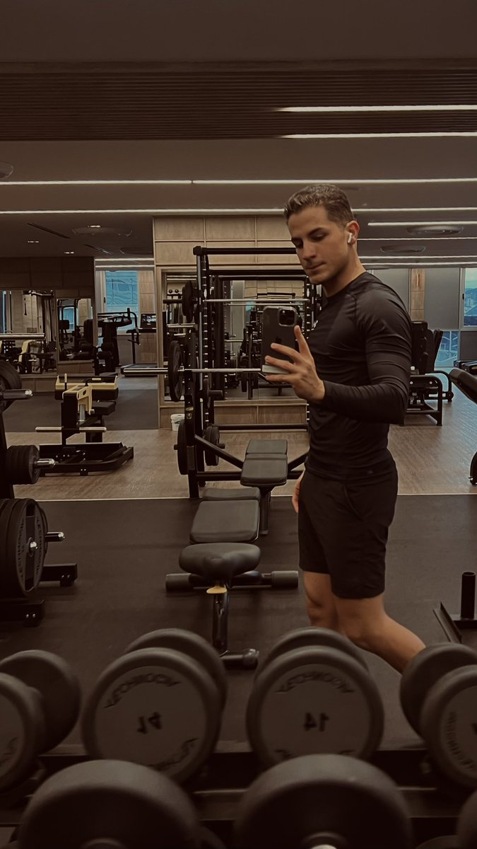 robertogarcias9's tweet photo. therapy lately ❤️‍🩹 https://t.co/TYmK4cVeKh