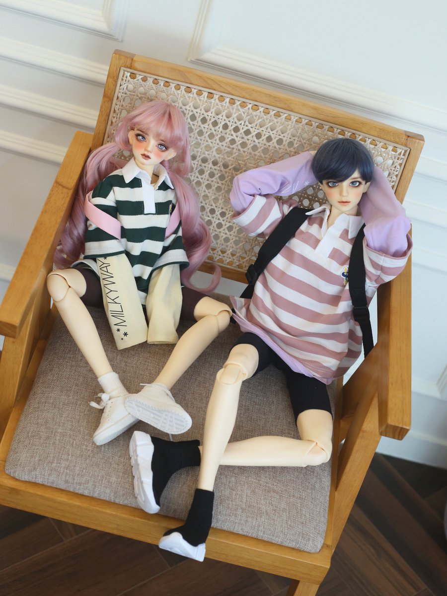 어휴 날이 갑자기 너무 추워졌네요... 옷 든든하게 입으시고 건강 잘 챙기셔요 ㅠ.ㅠ!

코스믹레이어는 선주문 진행중입니다🥳