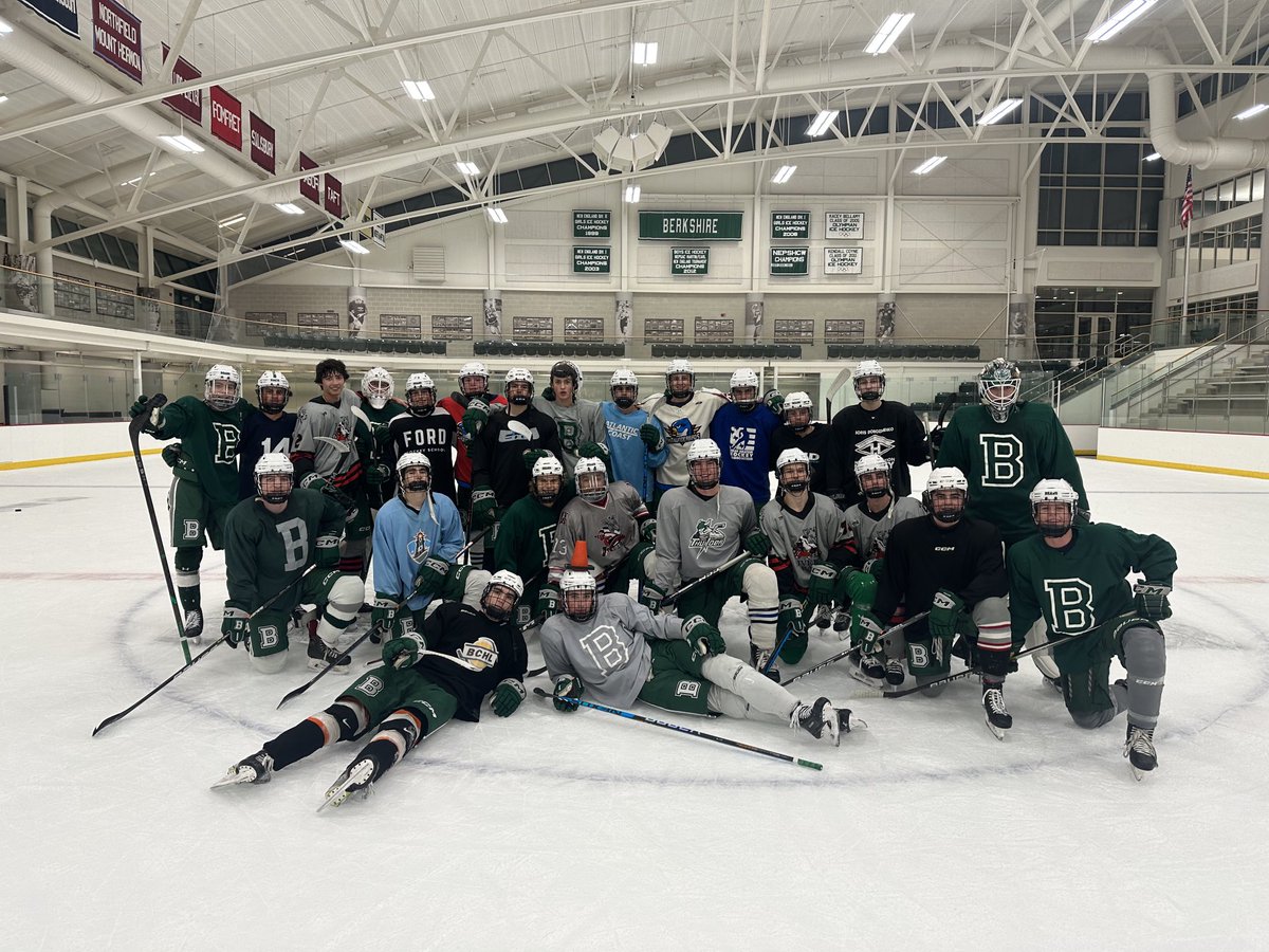 Great work all fall Bears ⁦<a href="/BerkshireBears/">Berkshire Athletics</a>⁩ - now the real work starts.  ⁦Season starts next week! Do it together for each other. #getthere .  ⁦<a href="/USHRhockey/">USHR</a>⁩ ⁦<a href="/NEHockeyJournal/">New England Hockey Journal</a>⁩ ⁦<a href="/BerkshireSchool/">Berkshire</a>⁩