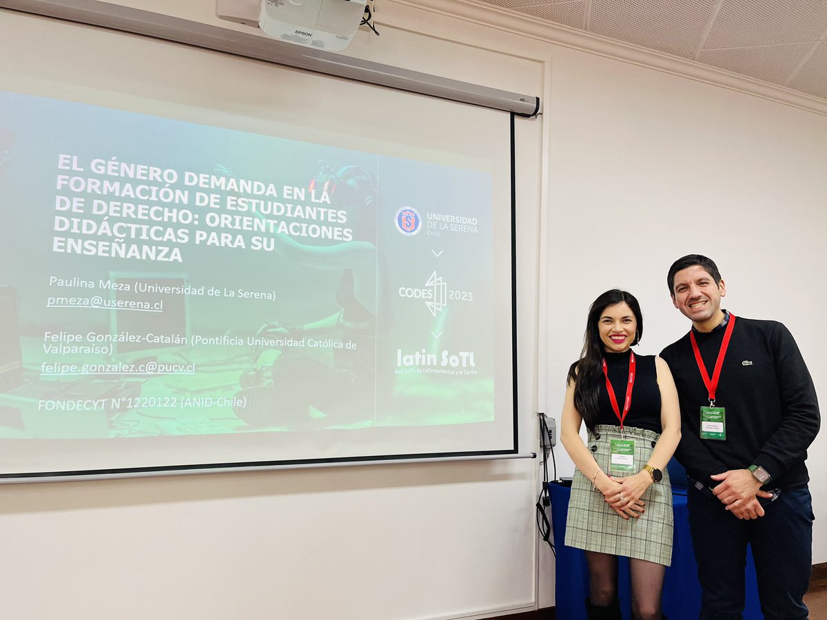 Con <a href="/FelipGonzalezC/">Felipe González</a> participamos en el congreso #CODES, organizado por la <a href="/userena/">U. de La Serena</a>. Además de presentar nuestro trabajo, tuvimos el placer de compartir con personas muy queridas. Entre ellas, <a href="/sarapistola/">Sara Pistola</a> de <a href="/sistema_arText/">arText 💻✍️| Sistema de ayuda a la redacción</a> e Ignacio Lobos del <a href="/ILCLPUCV/">Instituto de Literatura y Ciencias del Lenguaje</a>.