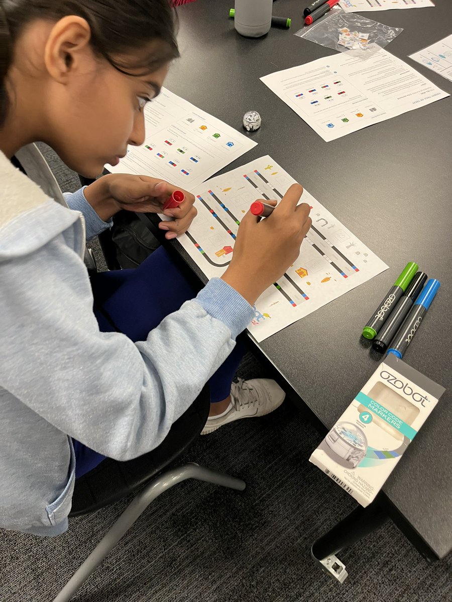 Learning the ins and outs of <a href="/Ozobot/">Ozobot</a> coding! <a href="/LotztheDLC/">Matt Lotz</a> <a href="/ClarkMSCougars/">Cougar Pride</a>