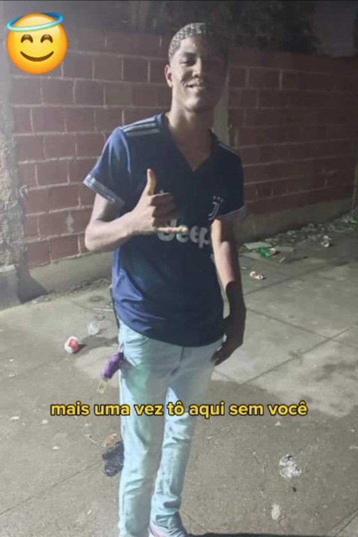 Ooh saudades irmãozinho te amo nego saudades dói pá crlh 🥺😔💔🏴 <a href="/cayyoF/">Fluminense</a>