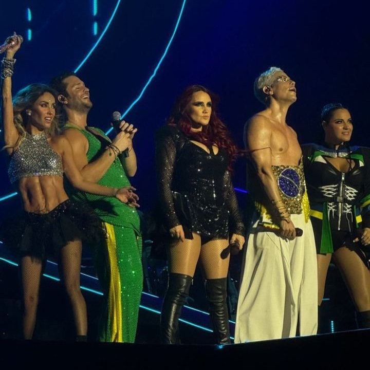 Foto em melhor qualidade dos primeiros visuais utilizados pelos RBDs 🇧🇷 #SoyRebeldeTour