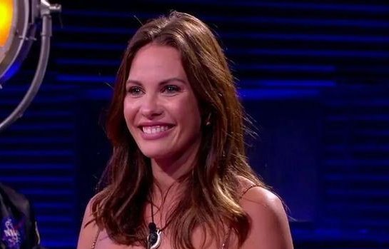 Elegidx's tweet photo. ¿A quien apoyas?

🔄 Pilar Llori

❤️ Jessica Bueno

#GHVIPGala9 
#GHVIP10N https://t.co/2kQUikDr73