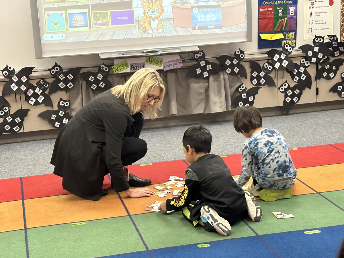Was happy to visit classrooms today at <a href="/tes_tvusd/">testigers</a> with Governing Board Member Allison Barclay and Principal Mrs. Hubbard. Saw some amazing examples of student collaborative learning, metacognitive strategies, and just all-around fun. We have amazing <a href="/TVUSD/">Temecula Valley USD</a> students and staff!