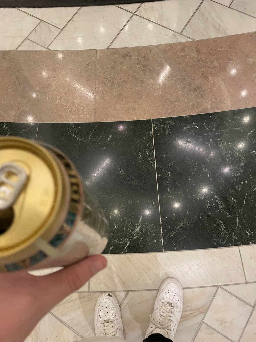 friedchicken3_'s tweet image. I’m like dj Khalid if he was a #wigger