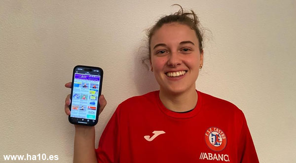 ha10_es's tweet photo. Lucía Paz: “Con más sponsors y con más visibilidad podríamos acercarnos al fútbol sala masculino” por @danigomez1791 en https://t.co/3Mtsj8JAX4 / @Castrofutsalfem @luciapaaaz https://t.co/g8KszulyYH