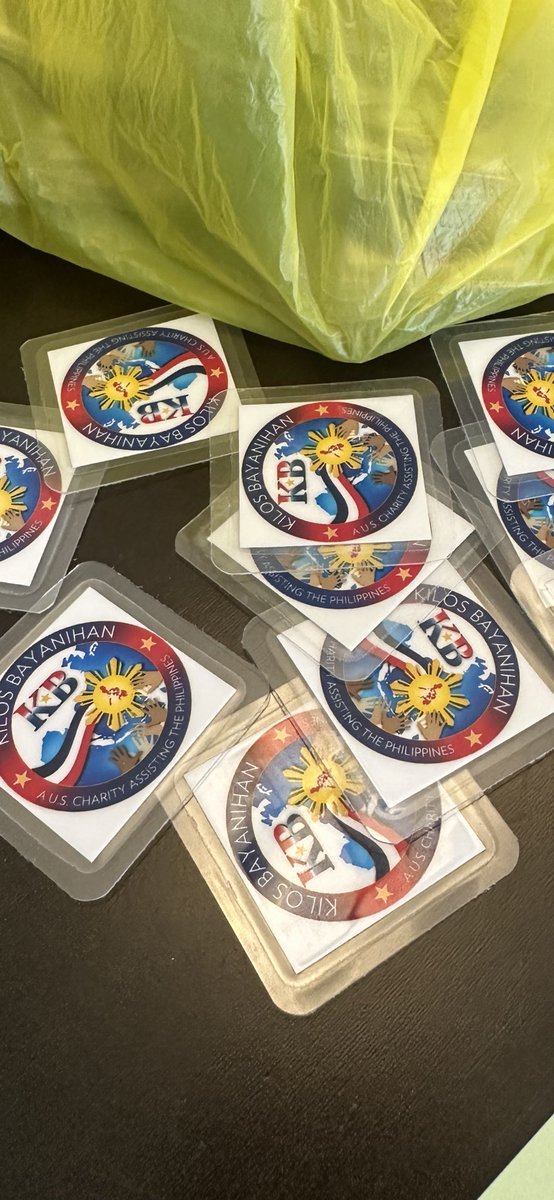 Today, we pass out the coins for this weekends activities…🥳
#kilosbayanihan #volunteer #outreach 
#manila #philippines #streetchildren