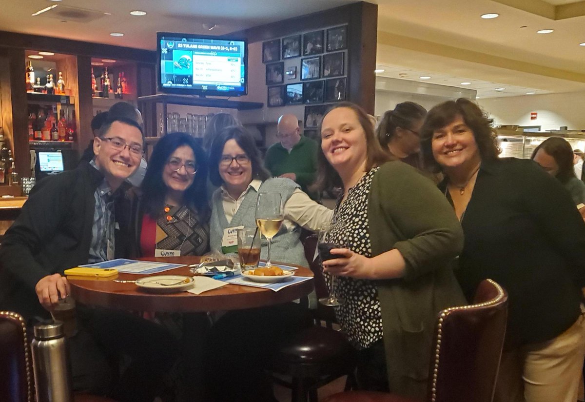 At #WACRAO23 this week, we are so glad we can meet with many Higher Ed professionals of Wisconsin... and over delicious bites! Thanks to all who visited our booth, attended our session to learn about uAchieve Planner, and enjoyed a fun Happy Hour with us!🍴
#uAchieve #WACRAO