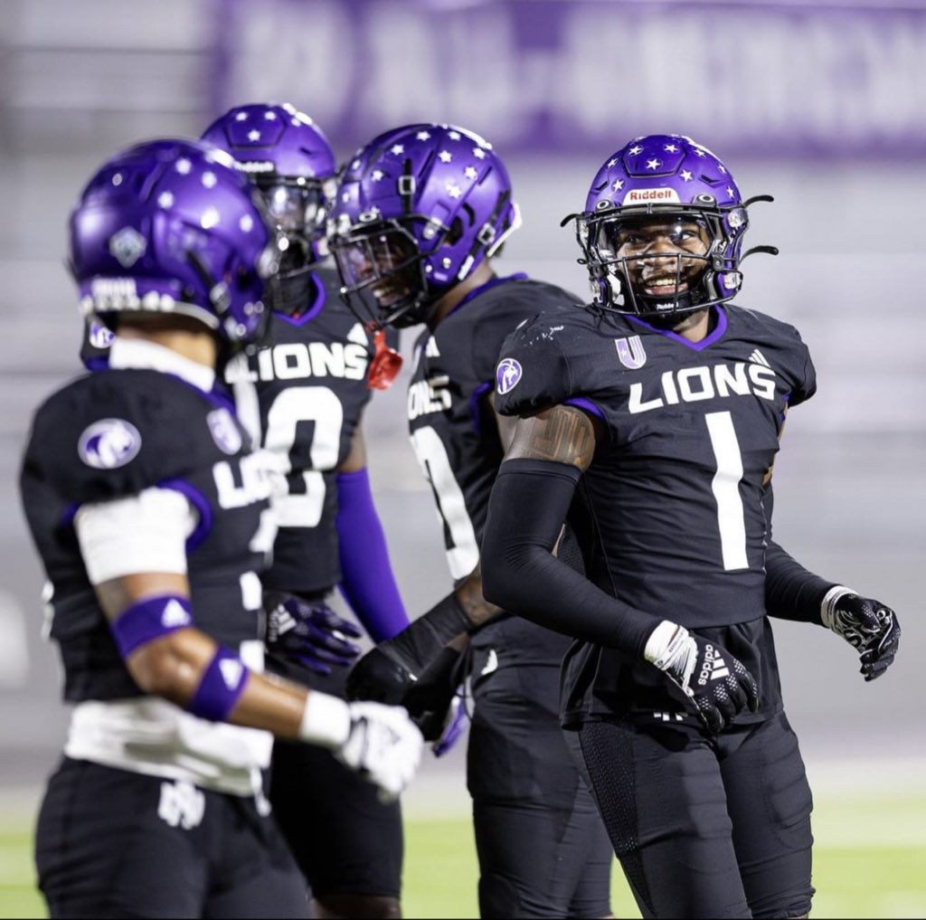 #AGTG Blessed to receive a D1 offer from the University of North Alabama!🦁