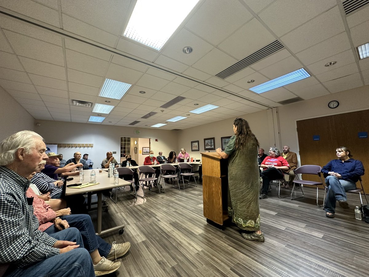 abreezeclayton's tweet photo. 📍Stokes County tonight had me fired up y’all!!! So proud of #rural democrats for coming out of the shadows &amp; showing up. And congratulations to Linda Moore for winning her seat on the Walnut Cove Board of Commissioners on Tuesday night!!! 🤠🫶💪 #ncpol https://t.co/mkrBJMXrmN