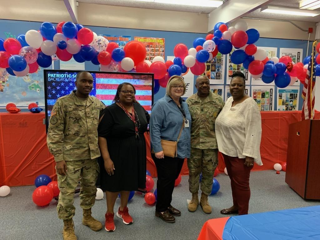 AamuRotc's tweet image. Dr. Cunningham from Chapman Middle School invited our cadre and cadets to attend the Veteran's Day Brunch held on November 9th, 2023. Cadets Jones, Wallace, Johnson, Berrien, Harris, Mendoza, Hill, and Hopkins had the privilege of attending this wonderful event.
#aamurotc