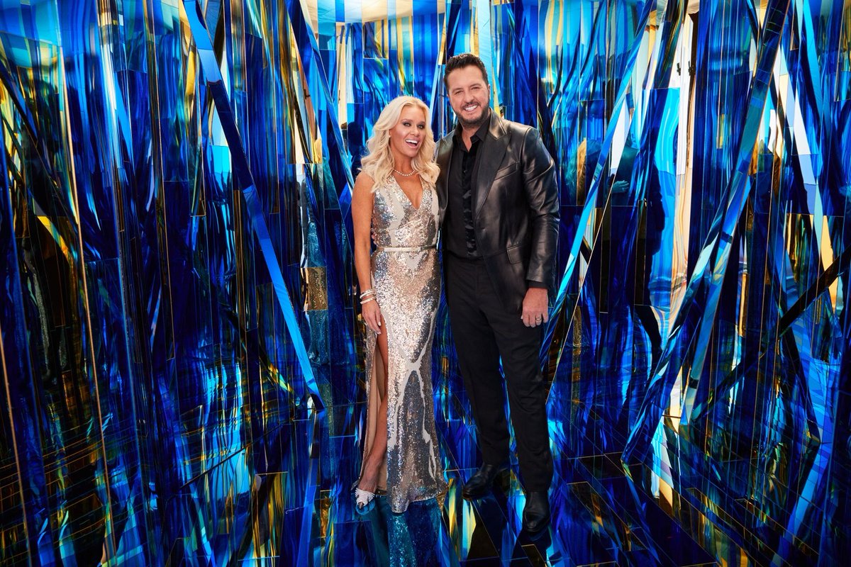 lukebryan tweet picture
