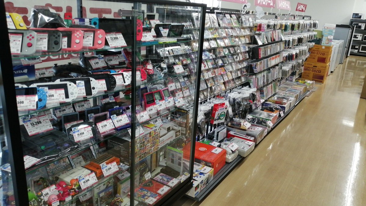 おはようございます！
ハードオフ松戸古ケ崎店、本日も元気に開店です！
今日からだんだん寒くなるようです。寒い日は、暖房器具で暖めて、ゲームで過ごすしましょう🌟
ご来店お待ちしてます😊