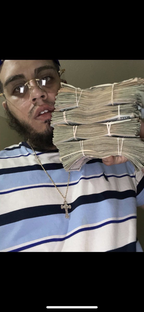 swayday710's tweet photo. @icespicee_ This that trap money #Hoodrich this anit Reup !! Let me match you @icespicee_  she mine and she don’t even know it 😂🧜🏽‍♀️🧜🏽‍♀️🤫🤫🤫🤫 https://t.co/TrpwdnfcFS